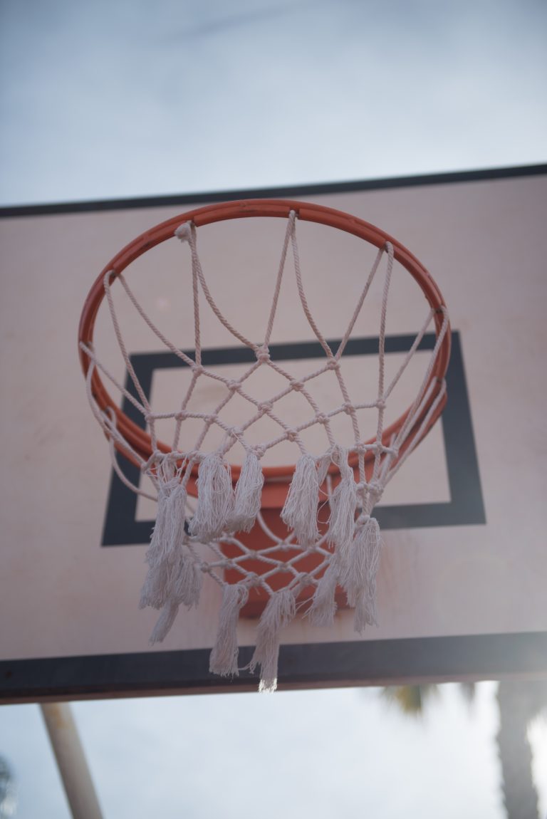 Mрежа за баскетбол 6 мм памук с ресни-основна